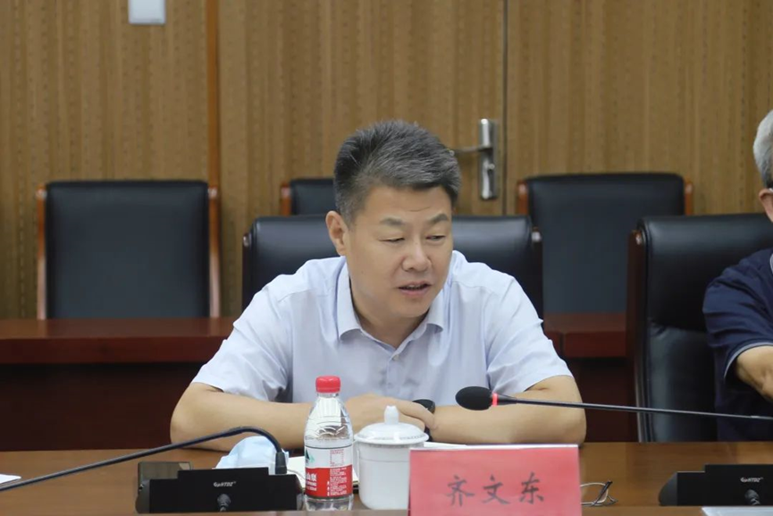 文明动态房山区区人大常委会党组副书记,常务副主任齐文东表示,大家对