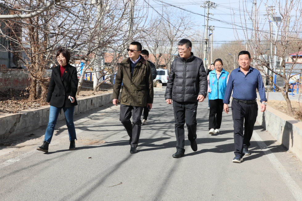平谷区委常委宣传部长刘建华到马昌营镇调研全国文明城区创建工作