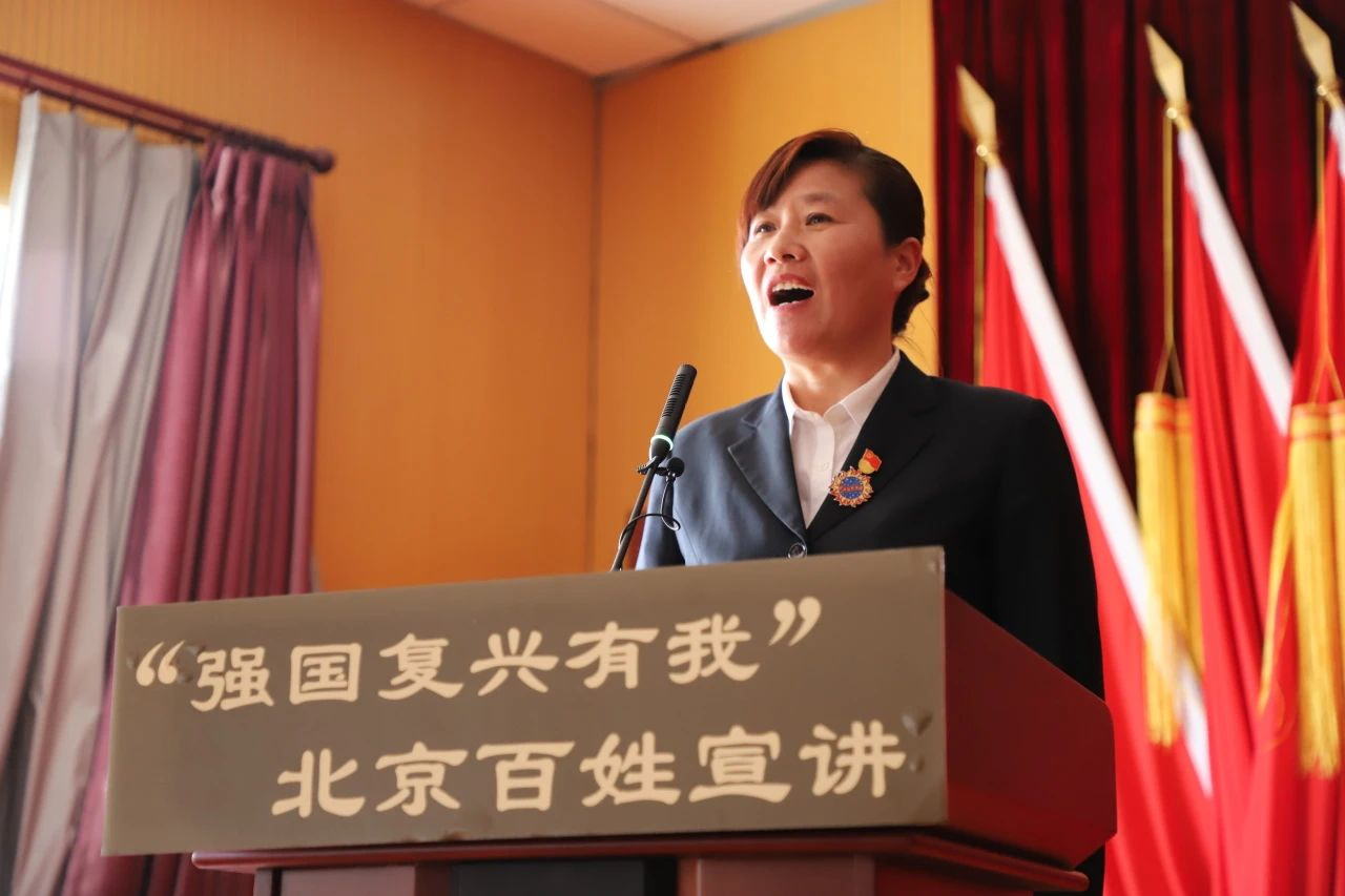 来自平谷区王辛庄镇齐各庄村的宣讲员李克文,是市级非遗项目平谷调