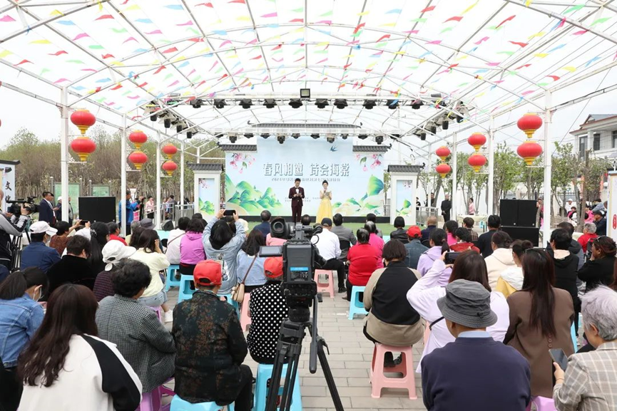 城关街道东坟村第七届海棠诗会