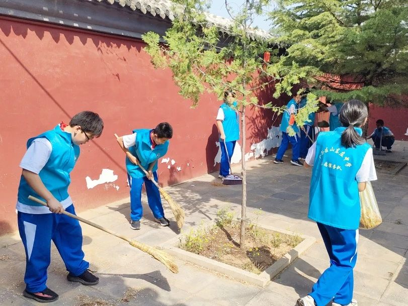 平谷区山东庄中学开展志愿服务活动