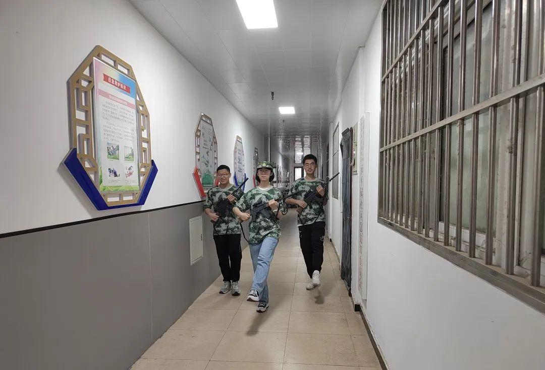 通过此次活动,让强国梦,强军梦在青少年心中萌芽;引领团员们争做爱党