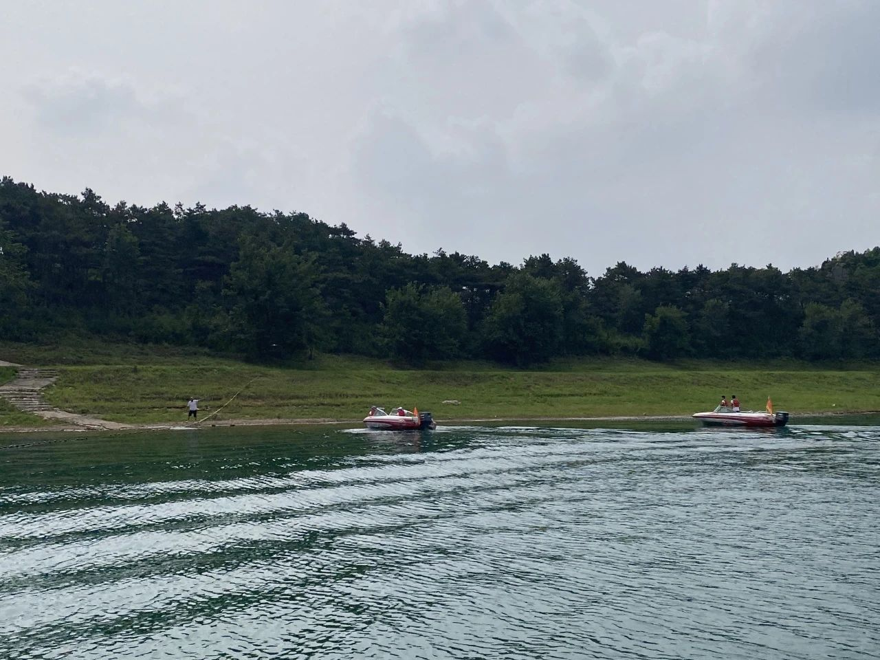 上海金海湖风景区地址图片