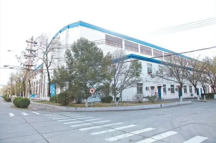 北京锅炉厂老旧厂房改造前。
